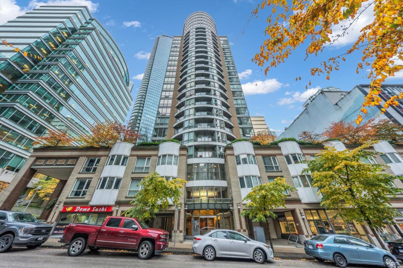 1-Br Condo In Downtown Coal Harbour With Parking And City Views Vancouver Exteriör bild